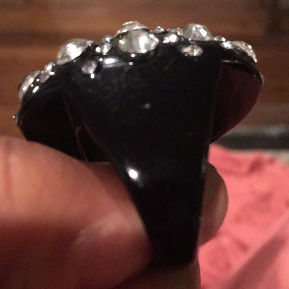 Statement Ring - Picture 6 of 6